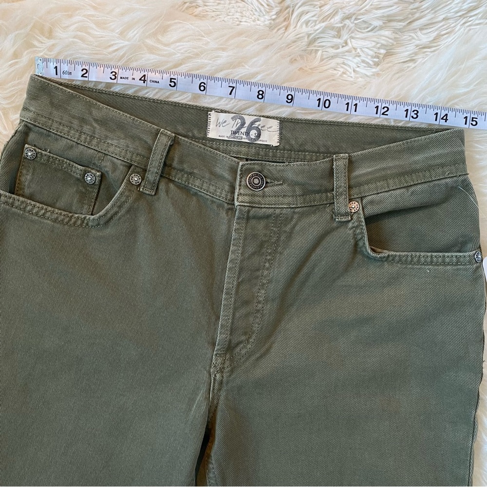 Free People NWT Maggie Mid-Rise Straight-Leg Jeans, size 26 - Picture 6 of 8